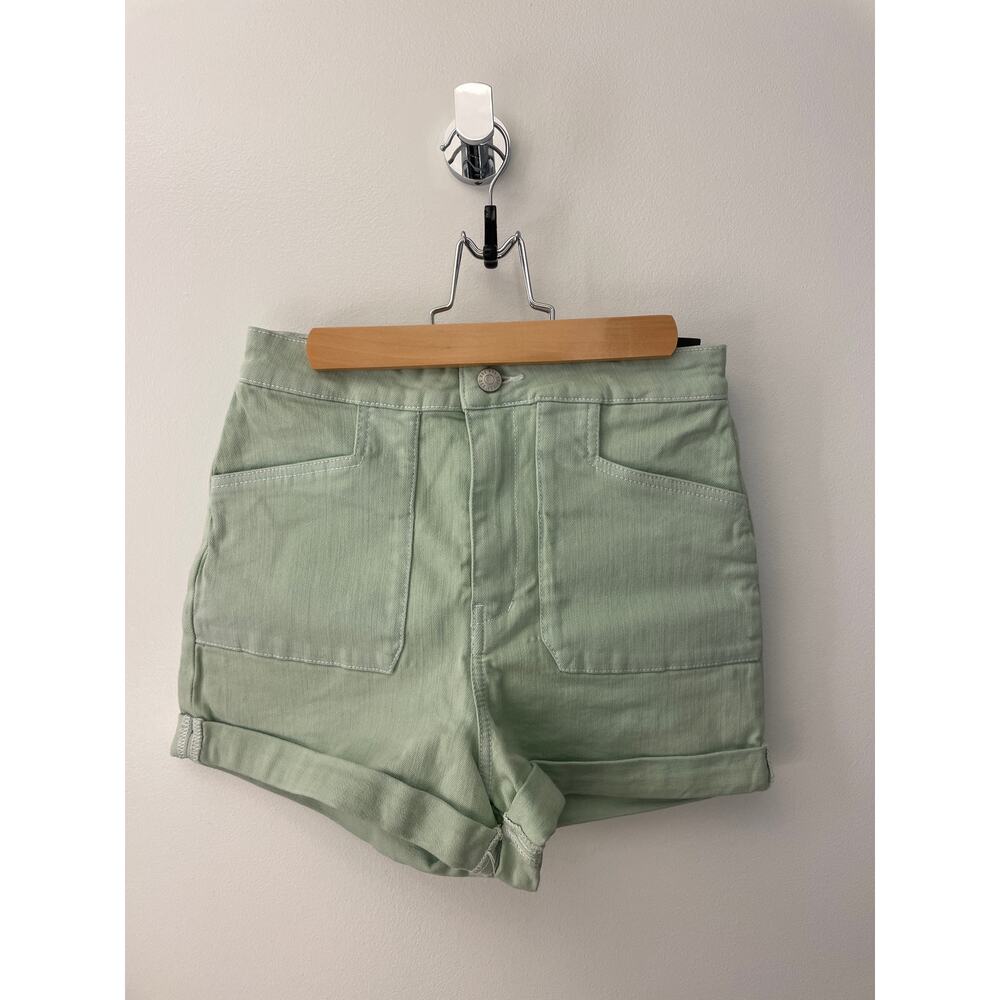 BDG by Urban Outfitters Pin-Up High-Rise Mint Green Shorts, Size 25 🌿